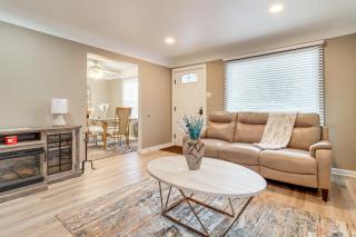 Extended Stay in Metro Detroit Home with Yard! - 0