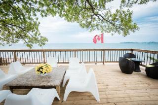 Beach Front Family Cottage Ping Pong & Karaoke - 8