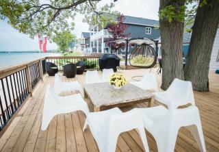 Beach Front Family Cottage Ping Pong & Karaoke - 5