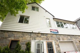 Beach Front Family Cottage Ping Pong & Karaoke - 3