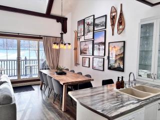 Spacious 2-Story Ski-In Condo with Views & Fireplace - 0