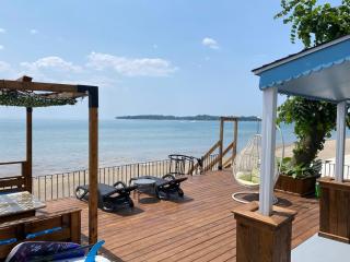 Water Front Beach House - 3BR w BBQ & Sunset - 0