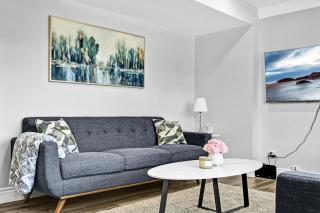 NEW 5 Bedroom House Near The Falls - 5