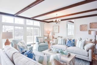 15526 - Luxurious Waterfront Home with Incredible Entertainment Space Secluded on Pleasant Bay - 4