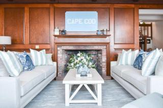 15526 - Luxurious Waterfront Home with Incredible Entertainment Space Secluded on Pleasant Bay - 2