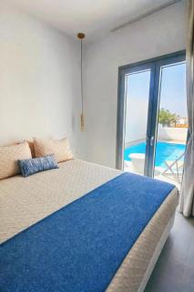 Naxian Blues Kastraki Naxos - 1