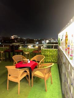 Great Pyramids view Lodge - 9