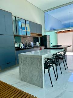 Casa com 3 suítes na Enseada - 8