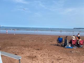 B’s Place Guest House - 8