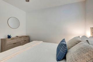 The Cozy Cove II 3 Min to Beach - 6