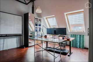 Designer Loft with Big Rooftop and Office - 7