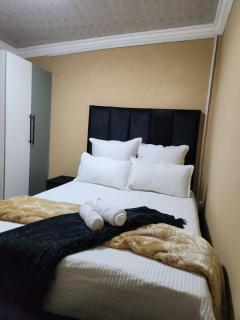 WinHaven Guest House - Randfontein - 6