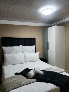 WinHaven Guest House - Randfontein - 2