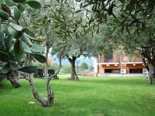 Apartment Wohnung 'Casa Etna' mit Wasserblick by Interhome - 1