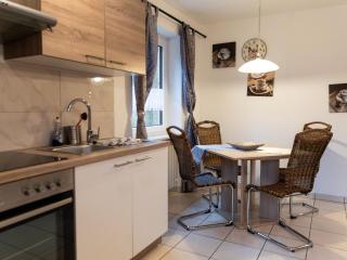 Apartment Großzügiges Ferienstudio für zwei Personen by Interhome - 7