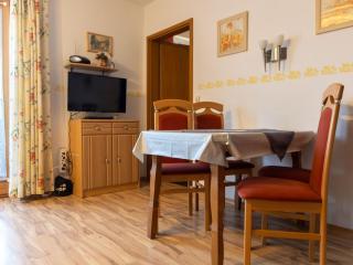 Apartment mit zwei Schlafzimmern und Balkon by Interhome - 7