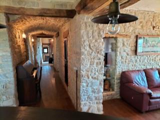 Holiday Home Charmantes Bauernhaus in Penna San Giovanni by Interhome - 2