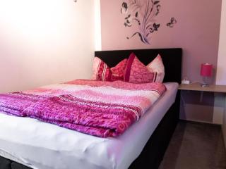 Apartment Tolles Appartement mit offenem Kamin by Interhome - 9