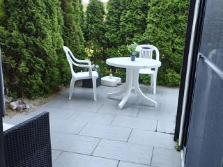 Apartment Strandnahes Studio mit kleiner Gartenterrasse by Interhome - 3