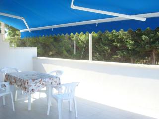 Apartment Felloniche in der Nähe des Meeres by Interhome - 2