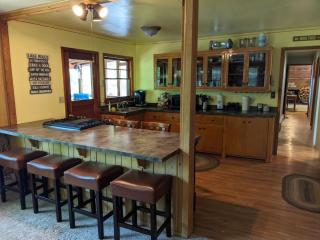 Northwoods Escape! Catfish Lake on the Eagle River Chain of Lakes - 7