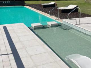 Las Nubes Piscina interior y exterior - 8