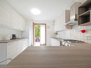 Apartment Casa Ruby - Geräumige Wohnung mit Pool by Interhome - 2