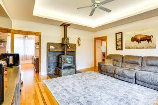 Country Comfort! Spacious Family Home By Red Bluff - 6