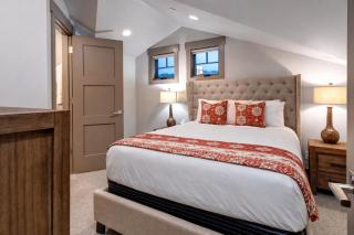 920 E La Tania by SkyRun Park City - 1