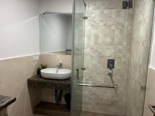 Goldcrest Apartment Lahore - 7