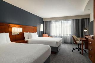 Courtyard Mt. Holly Westampton - 7