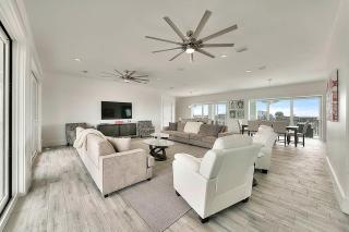 30A Retreat - 2 Homes, Gulf Views, Great for Large Groups! - 5