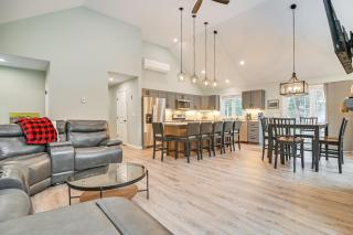 All-Season Adventure! Family Home in Bridgton - 5