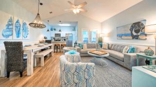 Sleeps 23 2 Beachside Homes Resort Pool Walk to the Beach Balcony Yard - 8