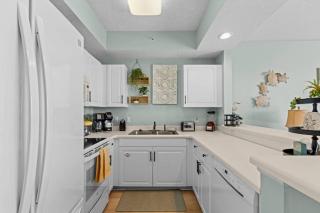 Destin West Beach Resort #609-1Br/2Ba-Sleeps 6 - 4