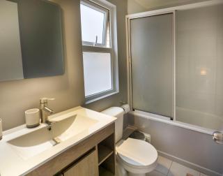 Casa Familiar Barrio Santa Elena - 4