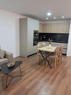 Penthouse avec Rooftop 2 chambres Vue Mer Colline derrière Praia Grande à 100 m de la Plage - 5