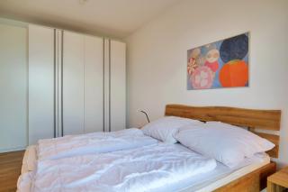 Haus Yachthafen, KY7 - 4