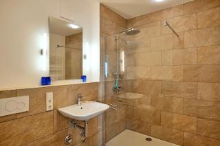 Haus Yachthafen, KY7 - 2