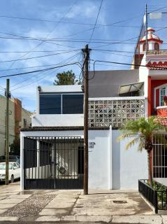 Casa en la Tuzania Zapopan planta Baja 2 Cuartos Sala Comedor Cochera 1 Auto - 6