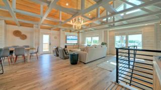 Private Pool Walk to Beach 6BDR MainGuest House Third Sandbar by AvantStay - 3