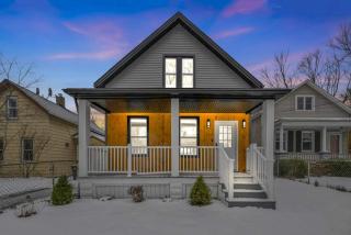 Tremont Jewel Group Stay in the Heart of Tremont - 2