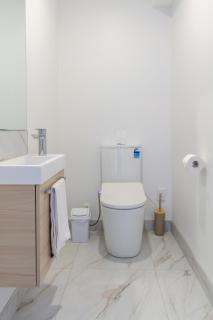 Central City Hideaway, Family & Work Friendly - 4