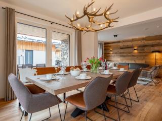 Mountain Chalet Dahoam - 1