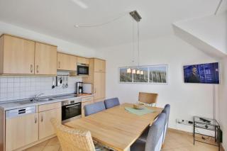 Duhner Brise, DB6 - 8