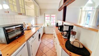 1F Good connection to Frankfurt city, fair&airport - 3