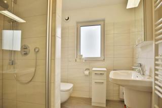 City Marina, CM18-4 - 1