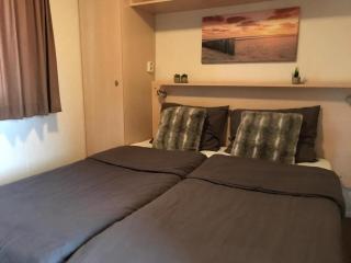 Chalet near golf course and sea beach - 7