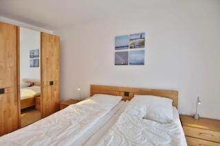 Duhner Brise, DB7 - 4