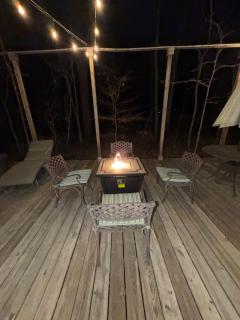 Barn Door Themed Garvan Gardens Blue Bungalow - 8